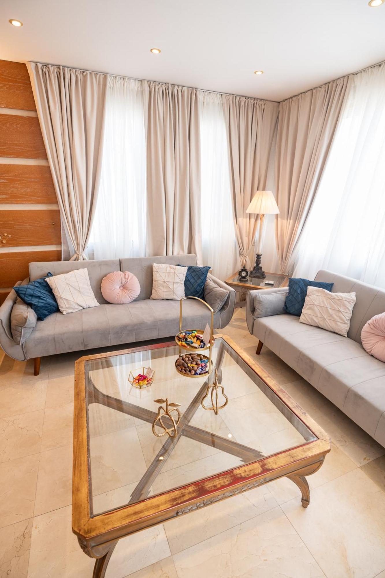 Quattro Beachfront Sea View Ap 4 Larnaka Exterior foto
